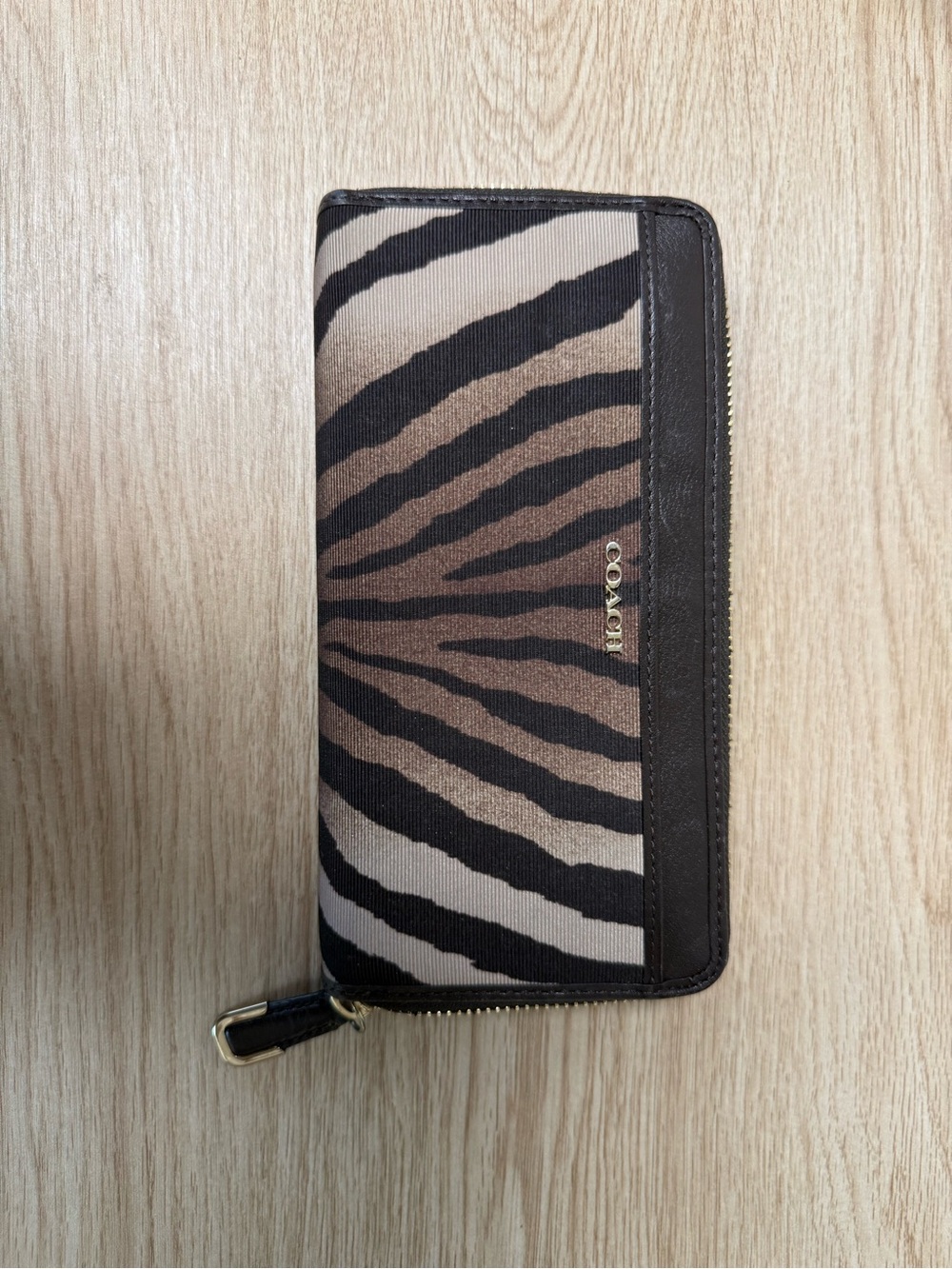 COACH Women's Brown Black Zebra Print Zip Wallet Y2K